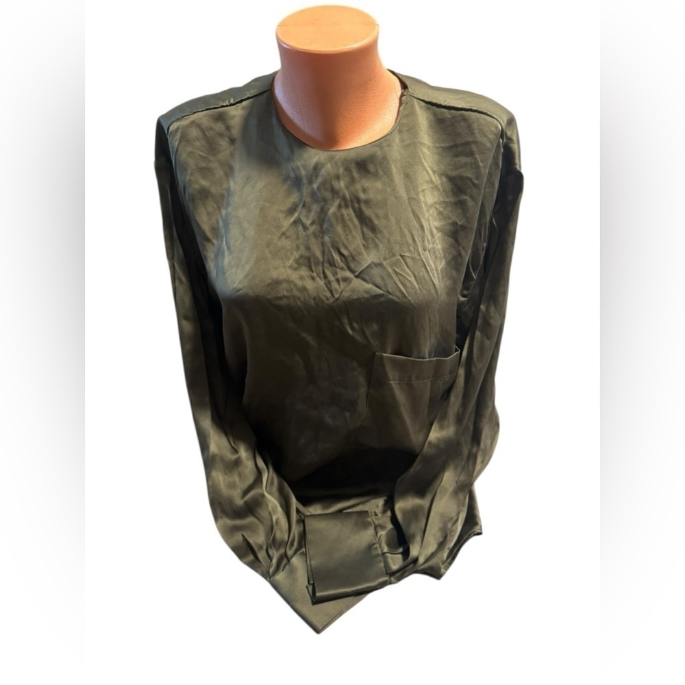 Equipment Femme Womens Green 100% Silk Long Sleeve Button Down Blouse Top Size M